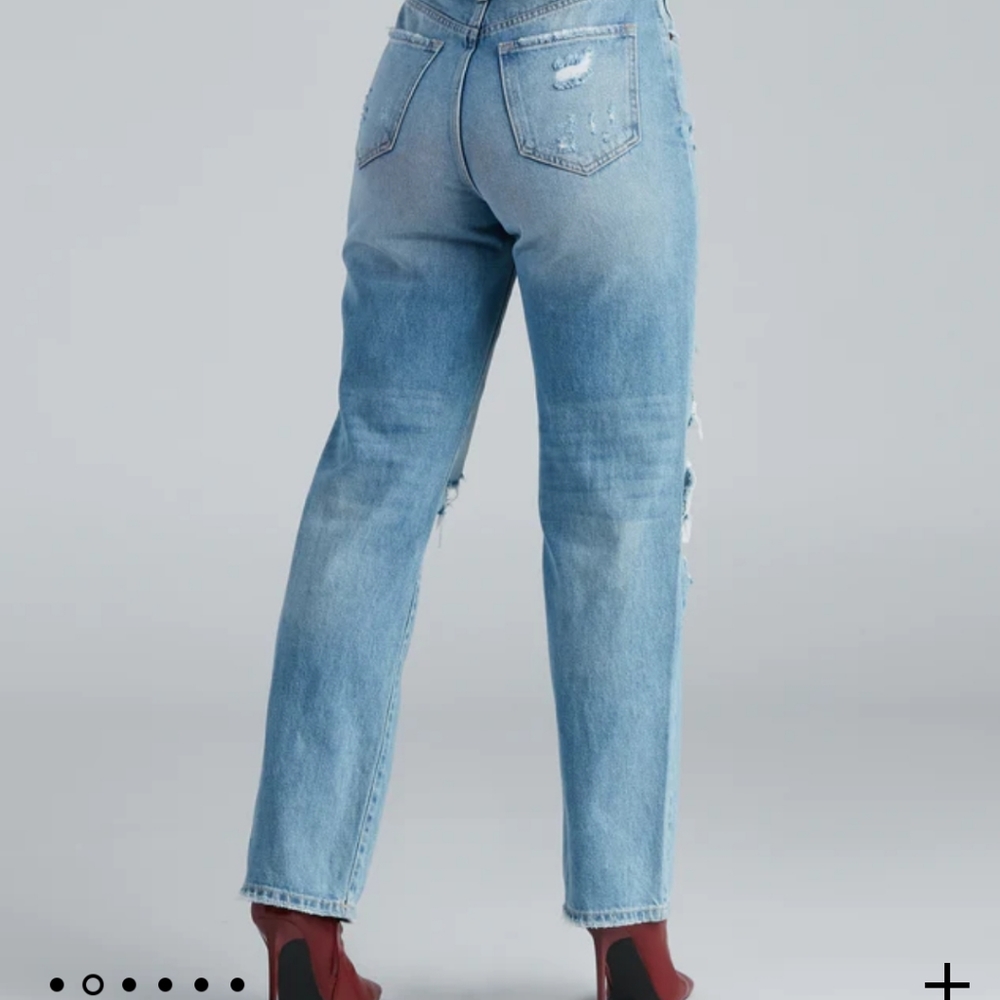 High-Rise Destructed Boyfriend Jeans Sz 9 - Picture 4 of 9